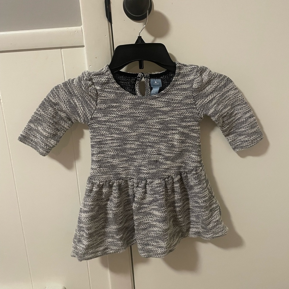 Baby Gap black tunic dress.